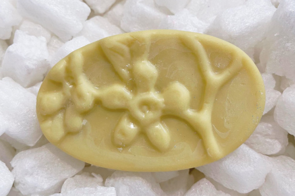 Each Peach Massage Bar